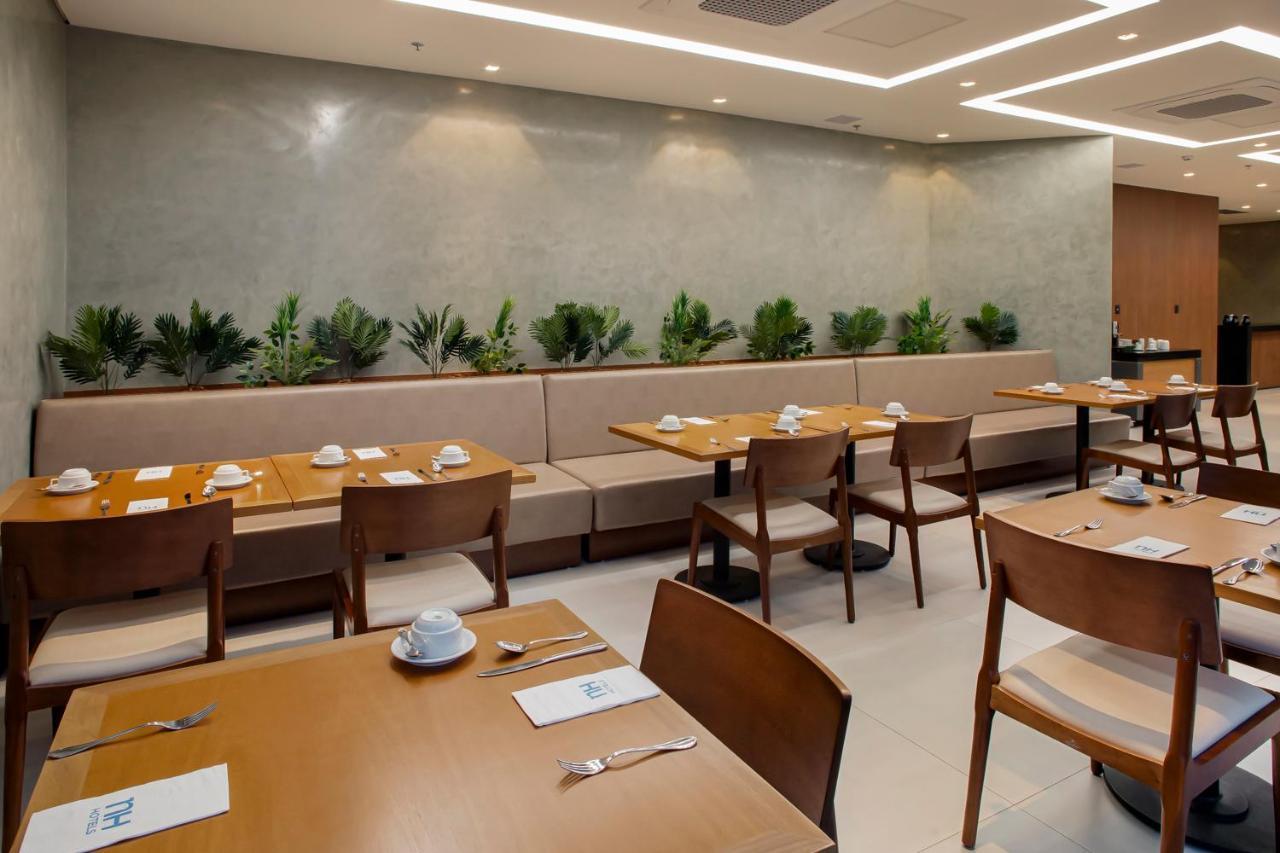 Nh Hotel 페이라 데 산타나 외부 사진